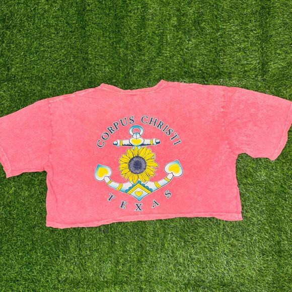 Women's Retro Coral ‘Corpus Christi, Texas’ Graphic Crop Top - Picture 2 of 5